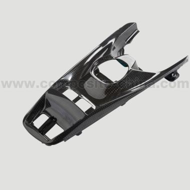 Parti in fibra di carbonio personalizzate